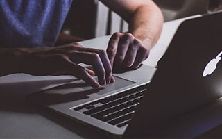 从网球到匹克球，阿加西与格拉芙在上海续写体育传奇